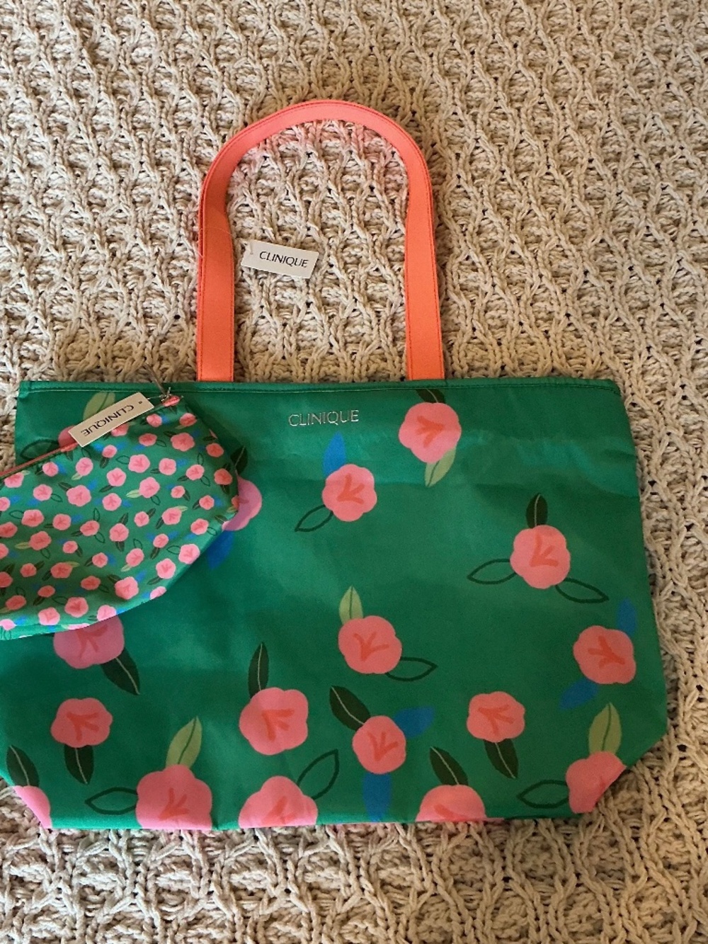 NWT Clinique Tote Bag & Makeup Case